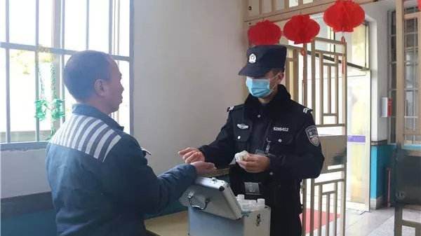 门式体温检测仪